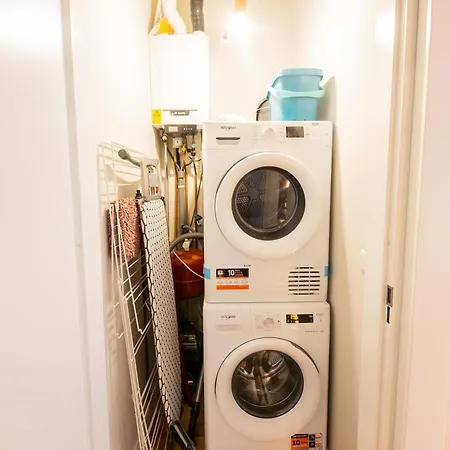 Two-bedroom Bs-bsh Appartement *