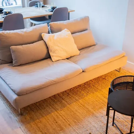 Two-bedroom Bs-bsh Appartement